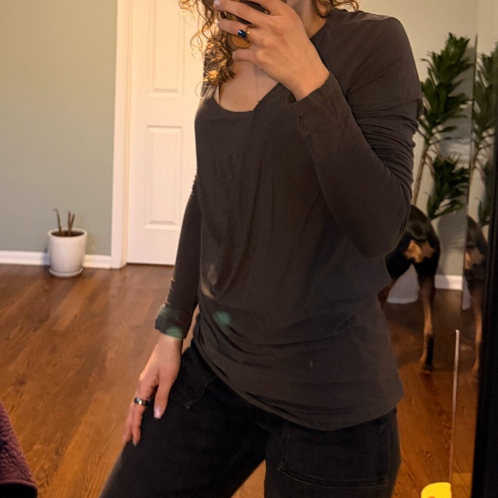 Vince Charcoal Gray Draped Long Sleeve Top – Size XS